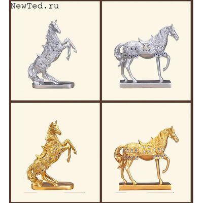 Статуэтки красивых лошадей